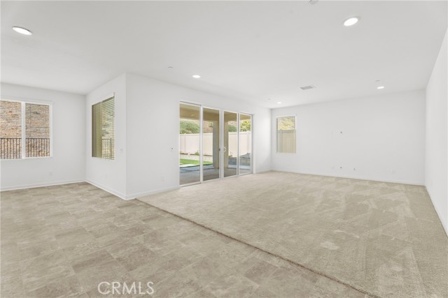 MLS #SR25157103 image #8