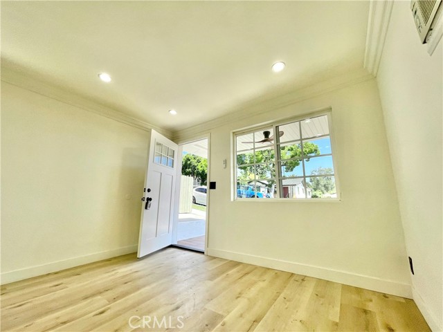 MLS #SR25157463 image #5