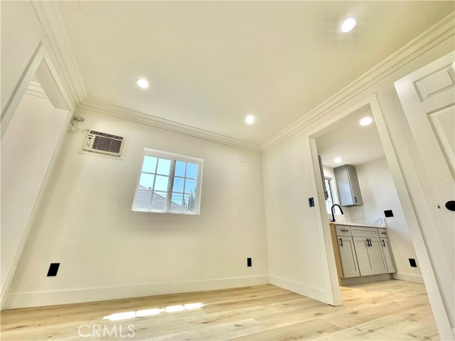 MLS #SR25157463 image #9