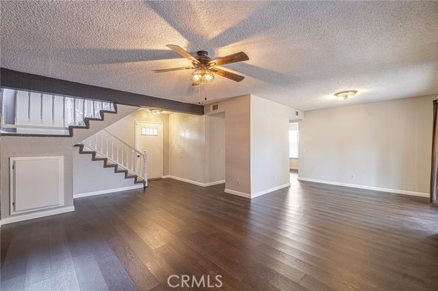 MLS #SR25157575 image #8