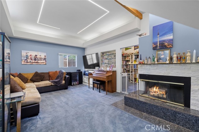 MLS #SR25157617 image #14