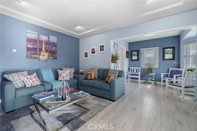 MLS #SR25157617 image #5