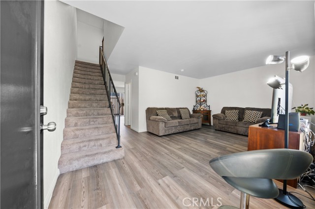 MLS #SR25159294 image #1