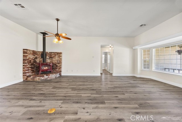 MLS #SR25159369 image #5