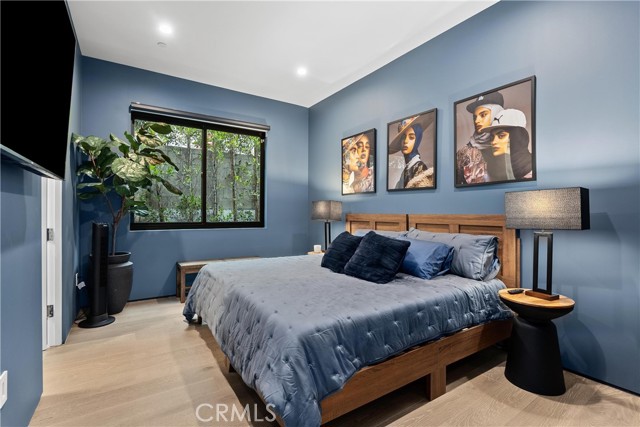 MLS #SR25159425 image #8