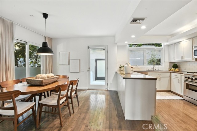 MLS #SR25160569 image #12