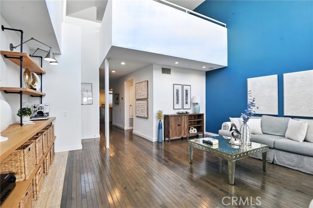 MLS #SR25160569 image #3