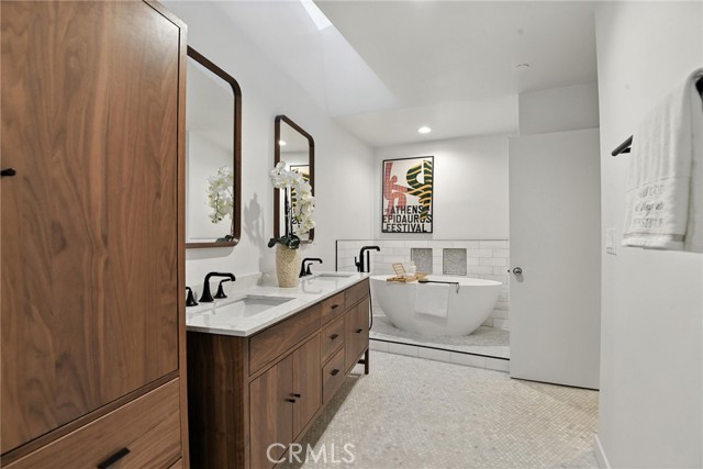 MLS #SR25160569 image #31