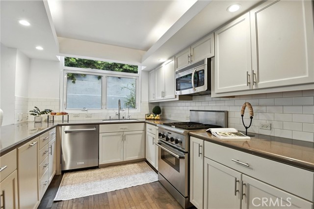 MLS #SR25160569 image #7