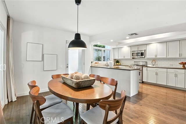 MLS #SR25160569 image #8