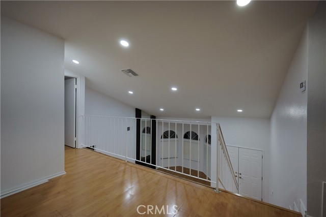 MLS #SR25160583 image #10