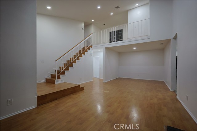 MLS #SR25160583 image #4