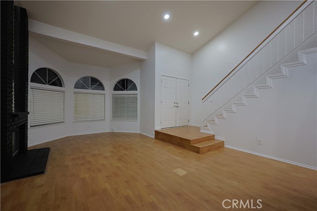 MLS #SR25160583 image #6