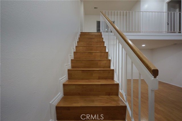 MLS #SR25160583 image #8