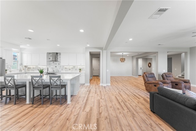 MLS #SR25160942 image #10