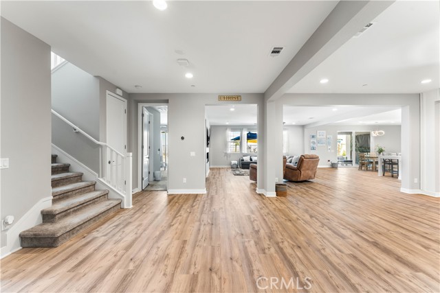 MLS #SR25160942 image #2