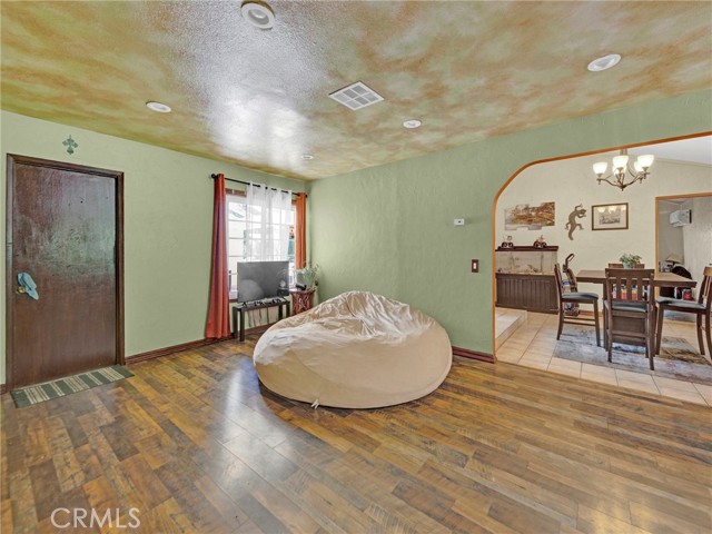 MLS #SR25161368 image #12