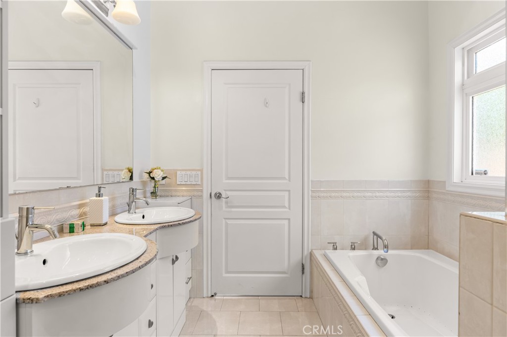 MLS #SR25161499 image #38