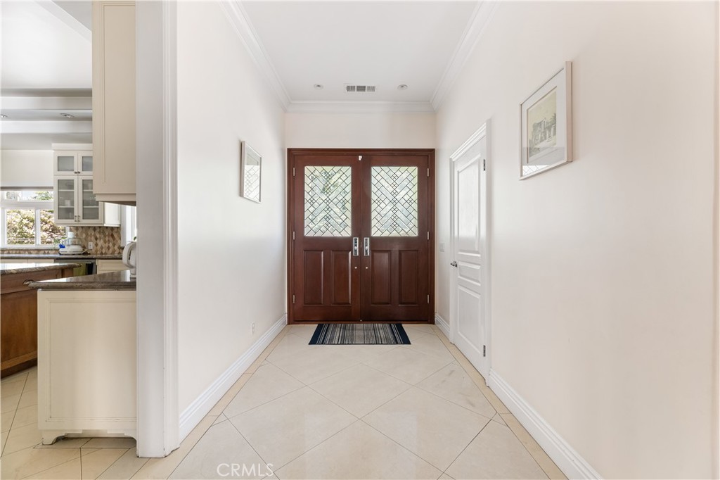 MLS #SR25161499 image #8