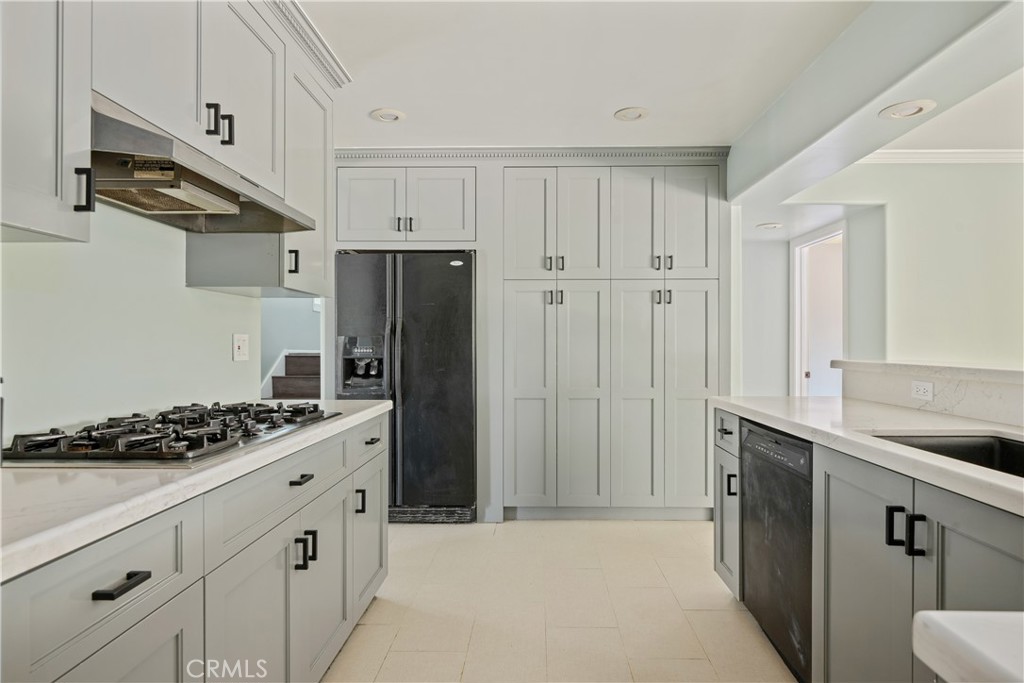 MLS #SR25161927 image #9