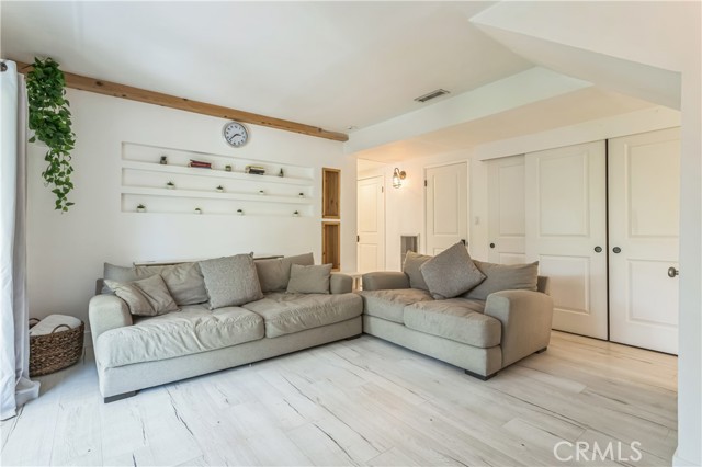 MLS #SR25162448 image #9