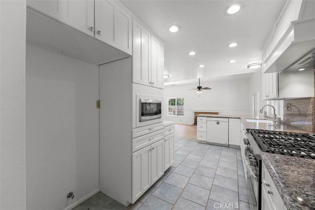 MLS #SR25162514 image #9