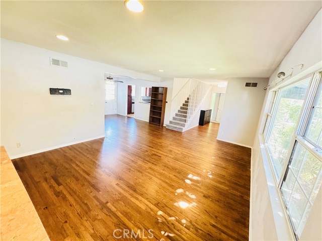 MLS #SR25162631 image #4