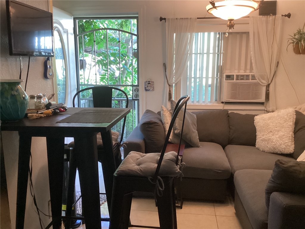 MLS #SR25163455 image #3