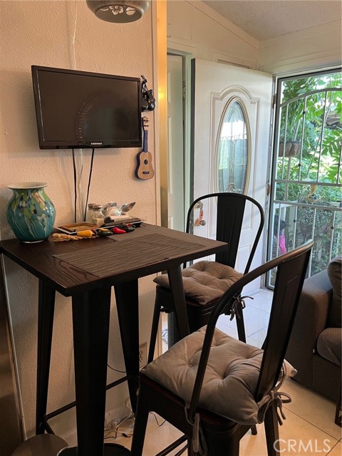 MLS #SR25163455 image #5