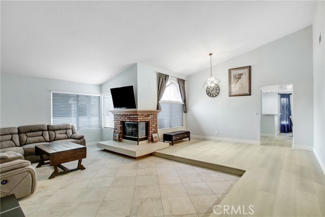 MLS #SR25164329 image #4