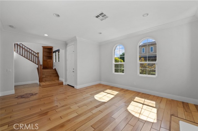 MLS #SR25164341 image #5