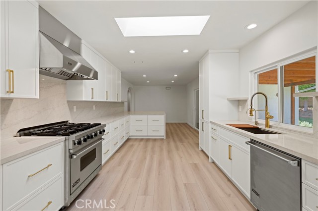 MLS #SR25164677 image #11