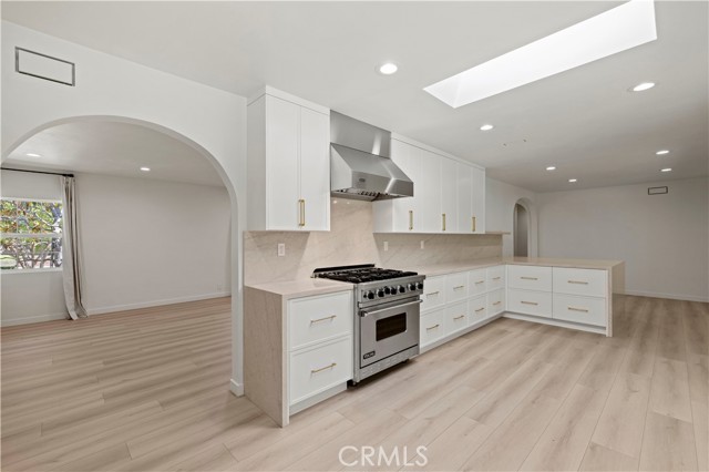 MLS #SR25164677 image #9