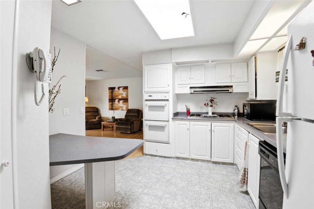 MLS #SR25164957 image #10