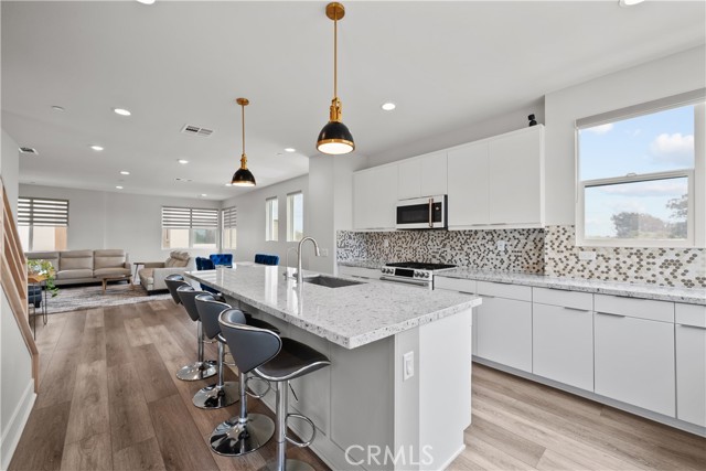 MLS #SR25165010 image #9
