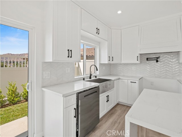 MLS #SR25165395 image #9