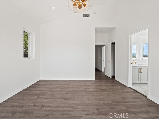 MLS #SR25165416 image #8