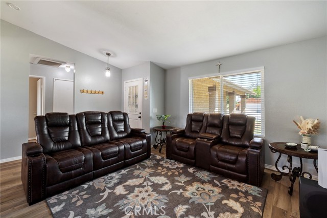 MLS #SR25165708 image #3