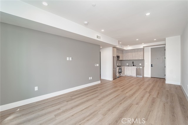 MLS #SR25165902 image #3