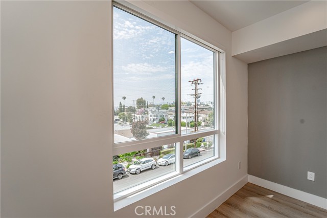 MLS #SR25165908 image #6