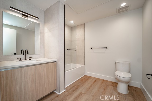 MLS #SR25165908 image #9