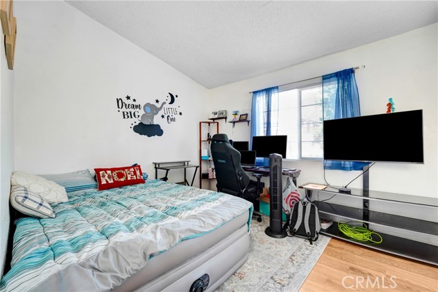 MLS #SR25165975 image #5