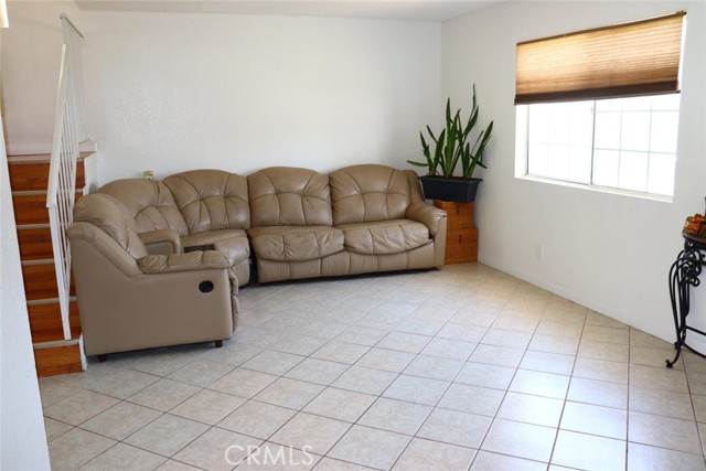 MLS #SR25165979 image #2