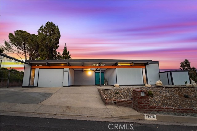 MLS #SR25166085 image #1