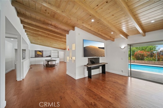 MLS #SR25166100 image #11