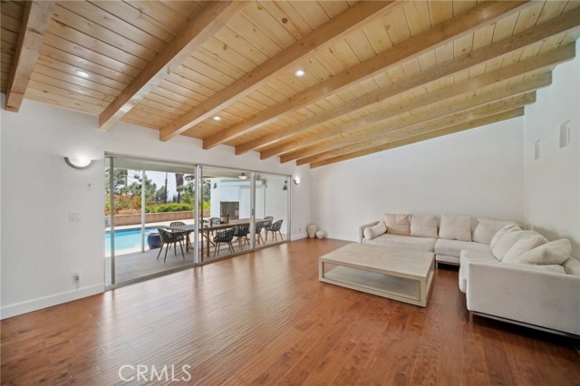 MLS #SR25166100 image #9