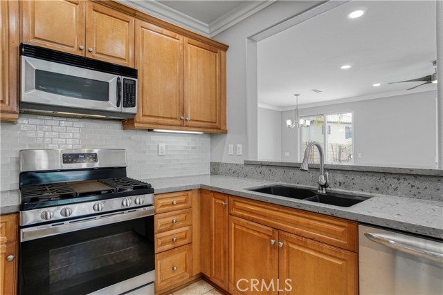 MLS #SR25166401 image #10