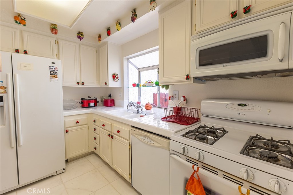 MLS #SR25166680 image #9