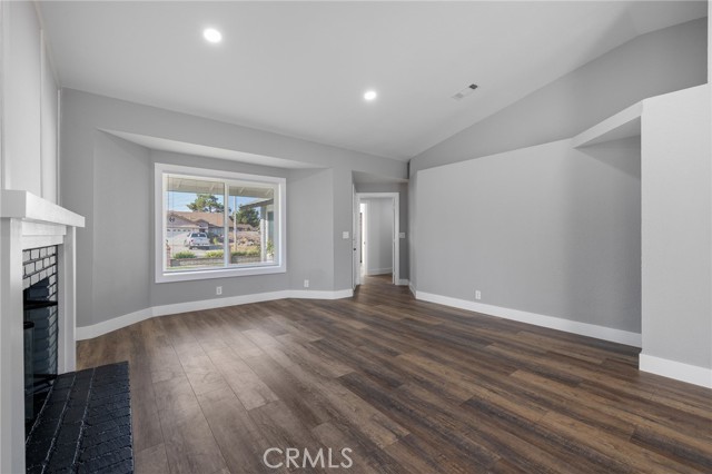 MLS #SR25166771 image #8