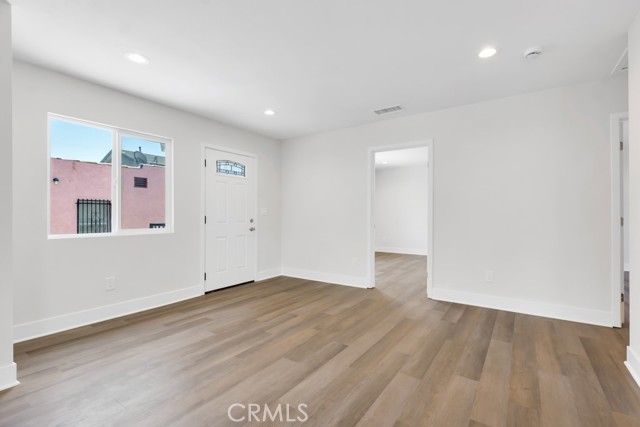 MLS #SR25166354 image #9